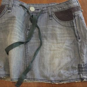 BCBGIRLS  100% Cotton  Blue jeans SKIRT  Size:  28